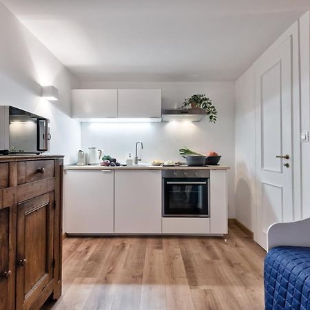 Corte Des Ambrois By Apartments To Art Торино Екстериор снимка