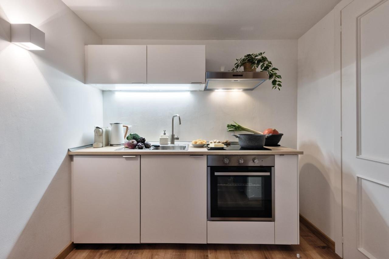Corte Des Ambrois By Apartments To Art Торино Екстериор снимка