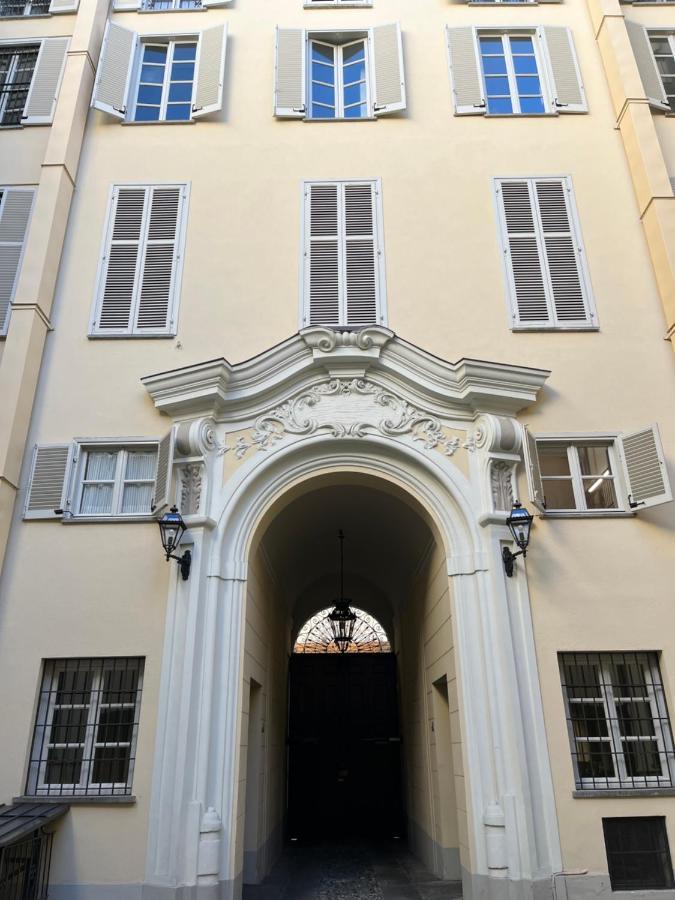Corte Des Ambrois By Apartments To Art Торино Екстериор снимка